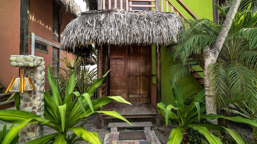 Cuna Luna Hosteria