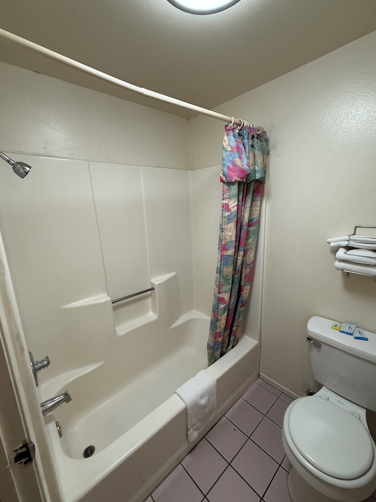 New Budget Inn