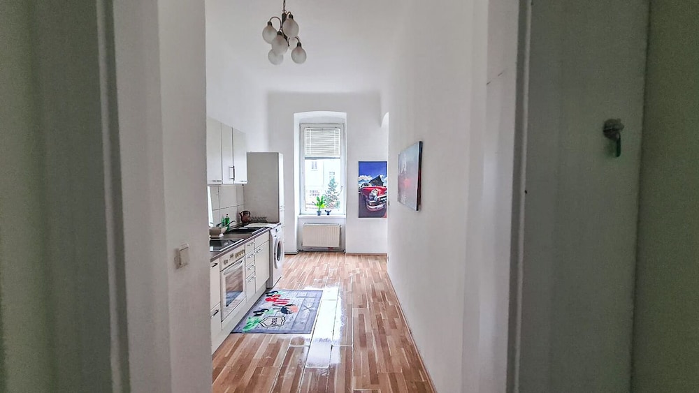 Modern 3BR Apartment Near Stadthalle