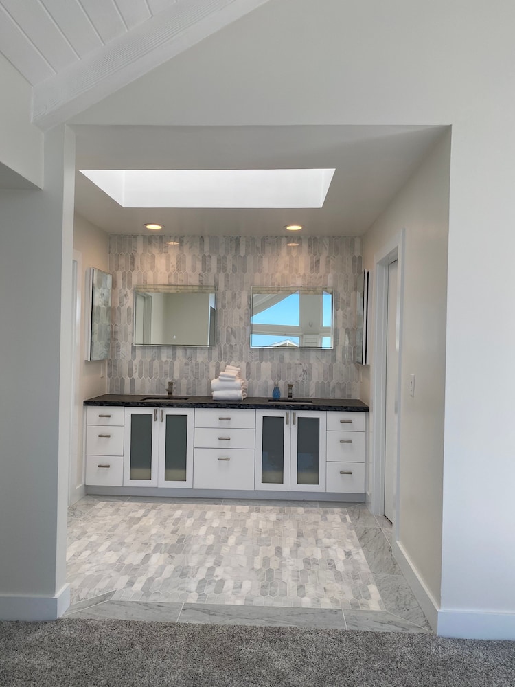 Pacific Dreams at Oxnard Shores 3 BR 2 5 BA Remodeled Amazing Beach Location Ocean Views Sleeps 8