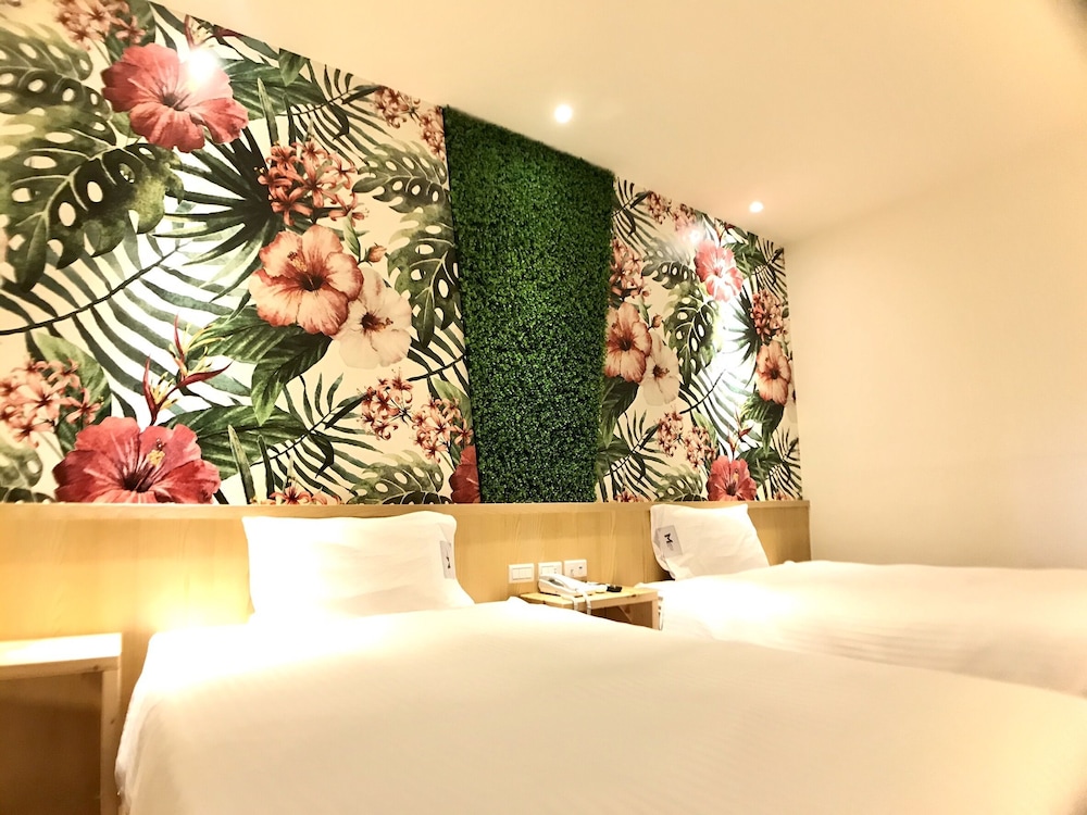 Martin Wales Hotel Kenting