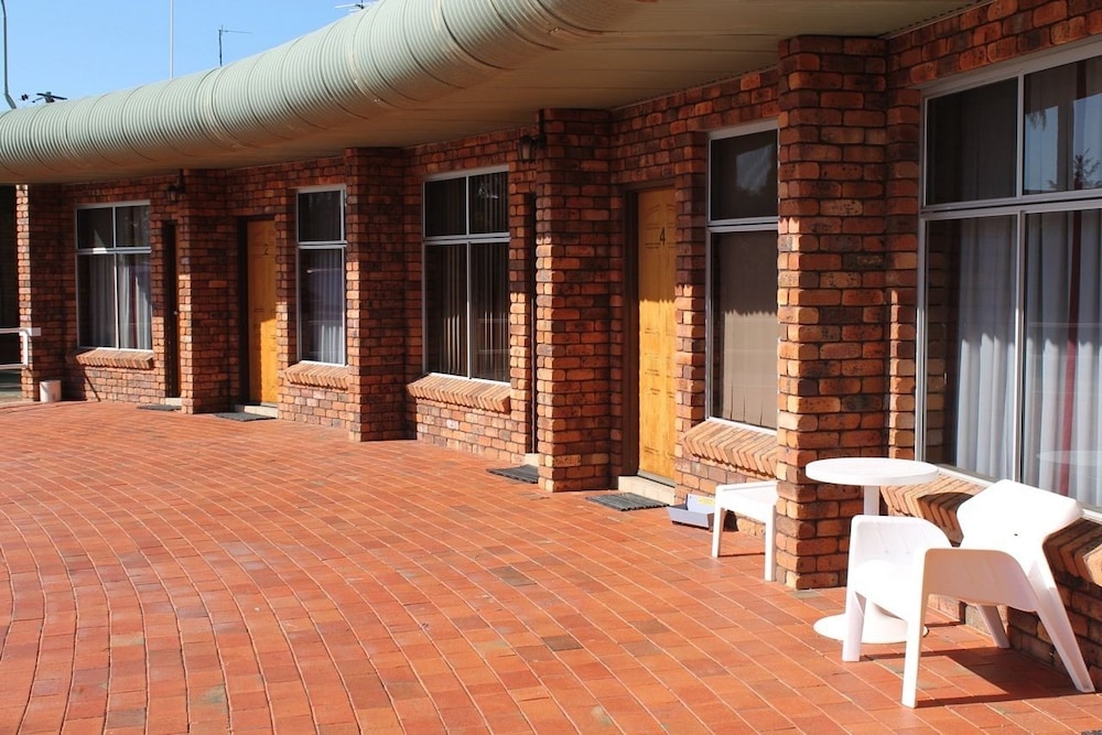 Nandewar Motor Inn