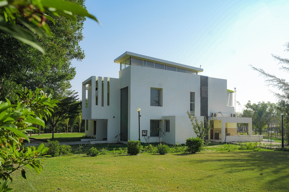 Kings Villa