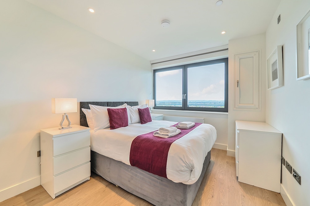 Roomspace Apartments - Oasis Way