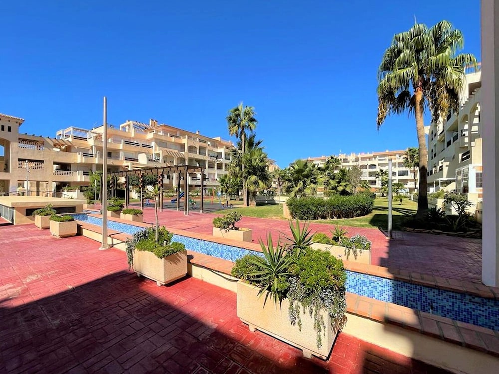 Beachside Apartment in Roquetas de Mar