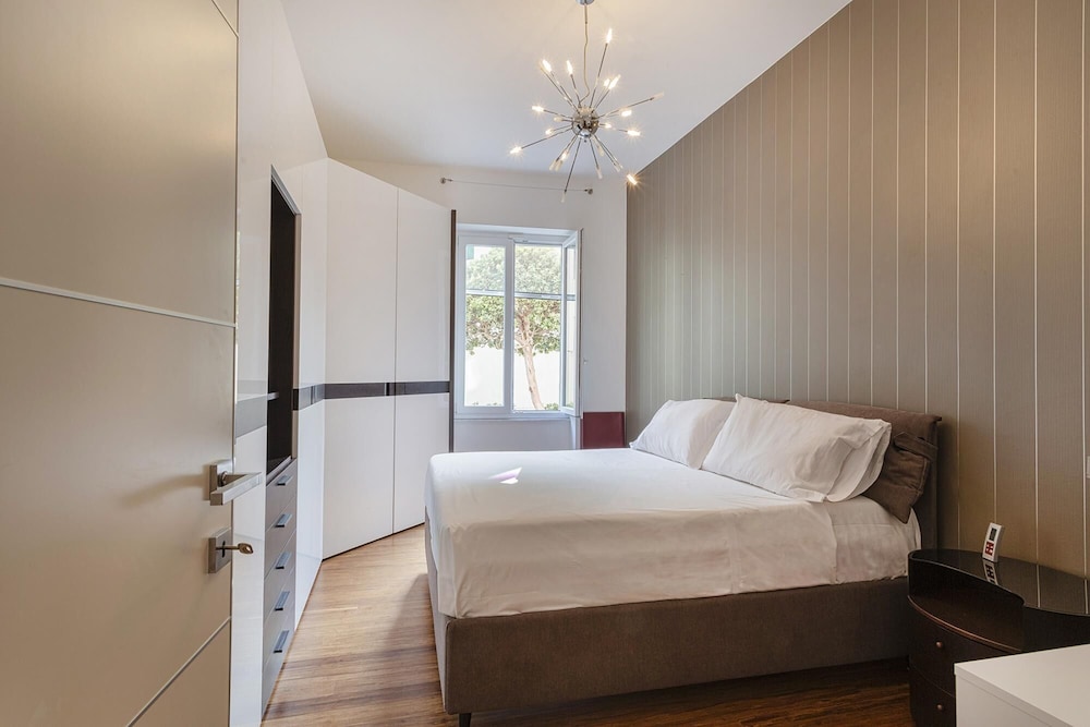 Vernazzola Family Apartment view 5
