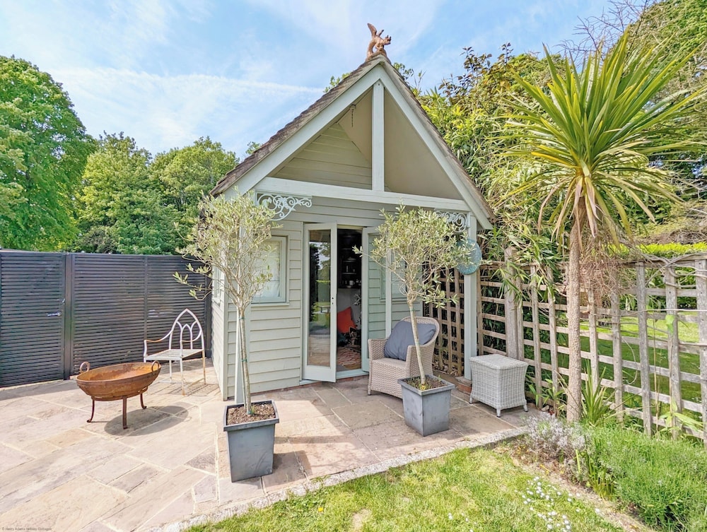 Unique Stay for Large Groups - Please Enquire!