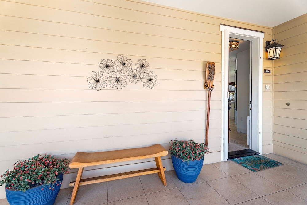 Complete Remodel Stunning Ocean Views Discount of Golf