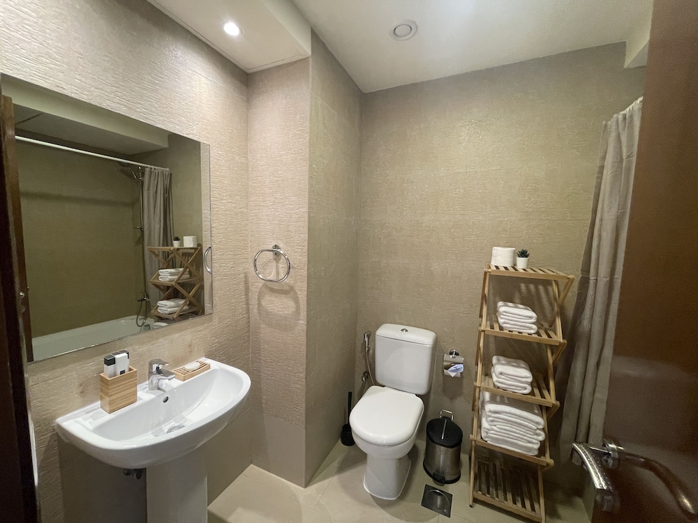 Fairways 5 Bedroom Villa With Plunge Pool And Bbq