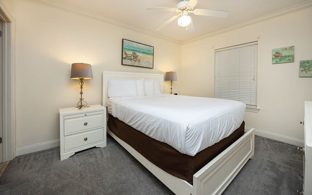 Phoenix X 1513 3 Bedroom Condo