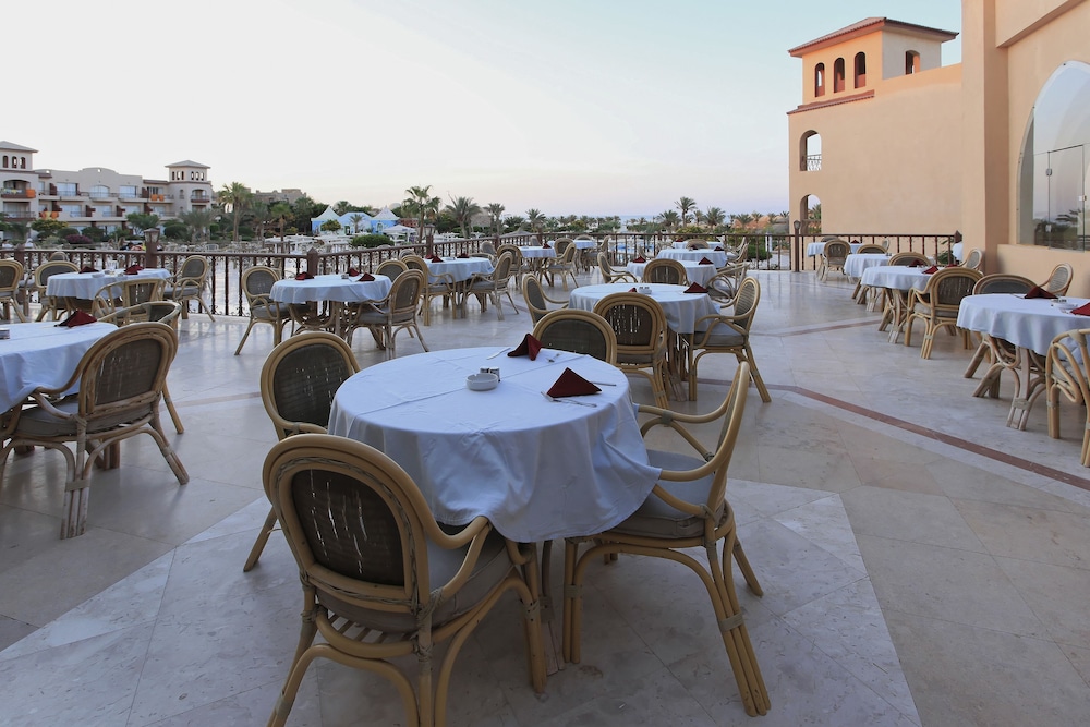 Pensee Royal Garden Beach Resort