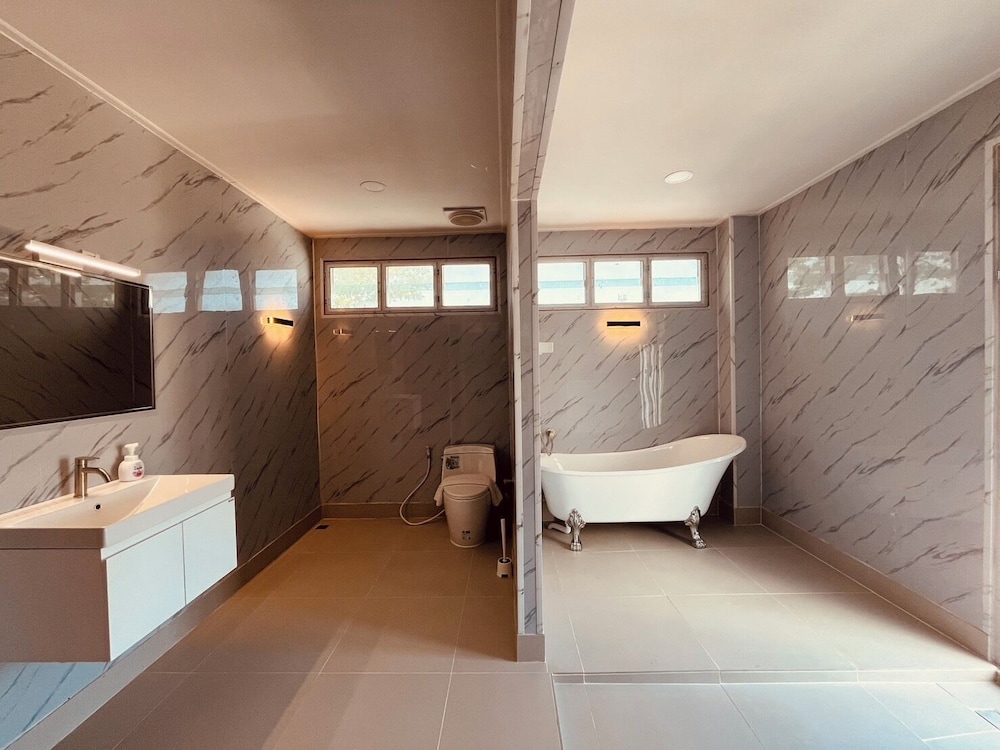 Khao Lak - Loft Suite