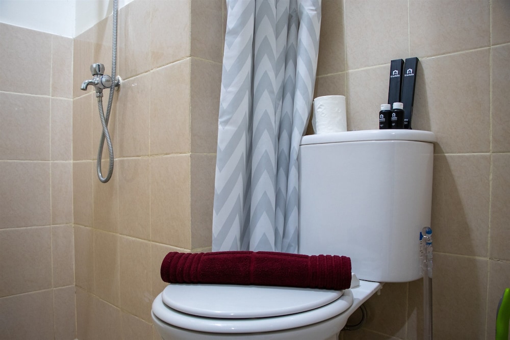 Comfort 2BR at 28th Floor Podomoro Golf View Apartment