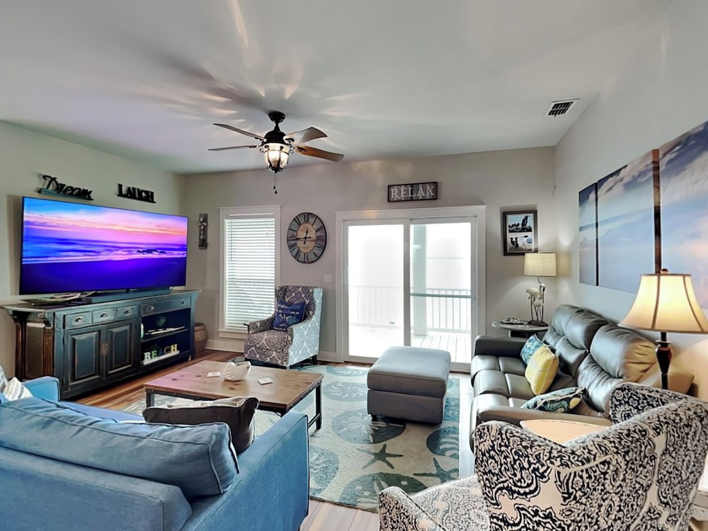 Casa Del Sol by Miss Kitty’s
