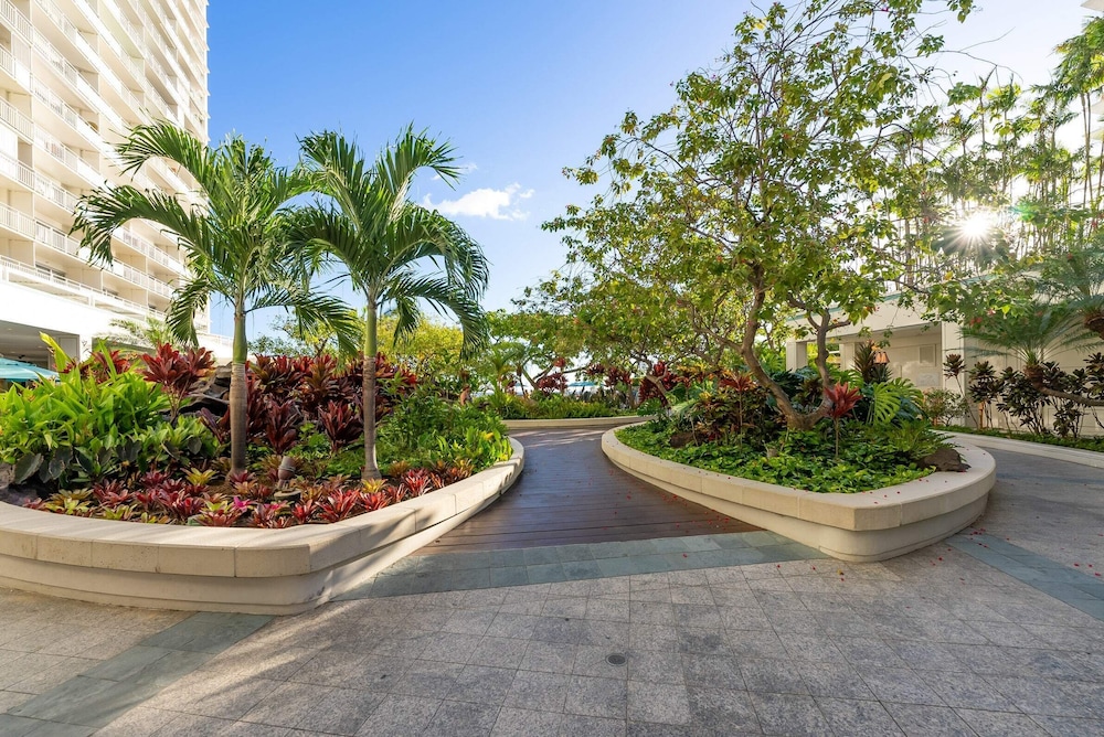 @ Marbella Lane - Cozy 2BR w/ Amazing Ocean Views