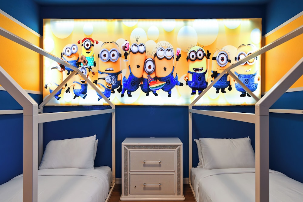 Family Getaway With Themed Rooms & Private Pool