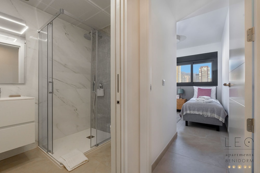 Sunset Cliffs Residence