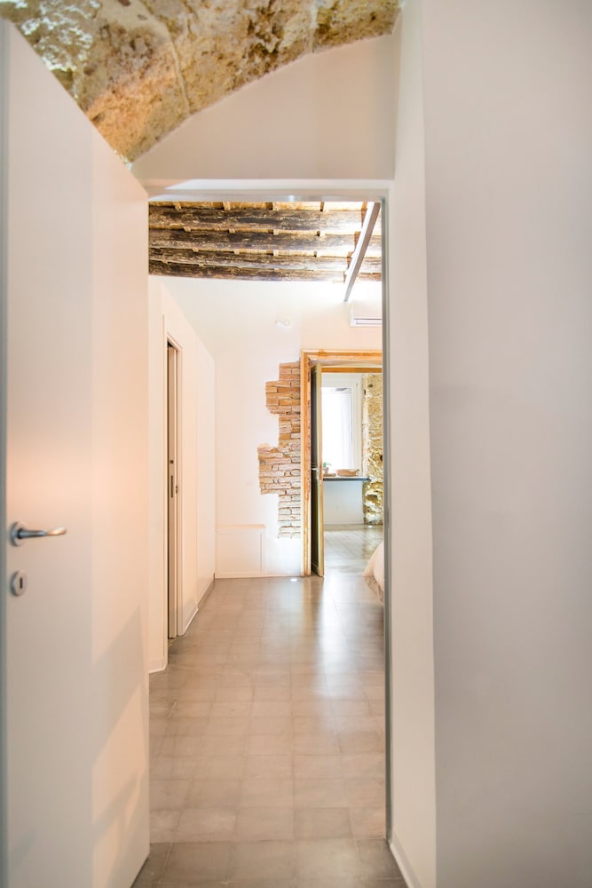 Stylish Home in Front of Casa Professa