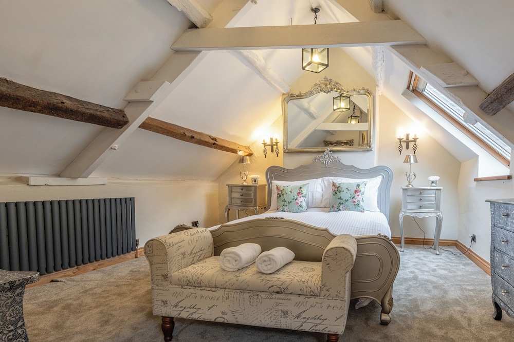 Eilmers Cottage Lovely 4BD in Malmesbury