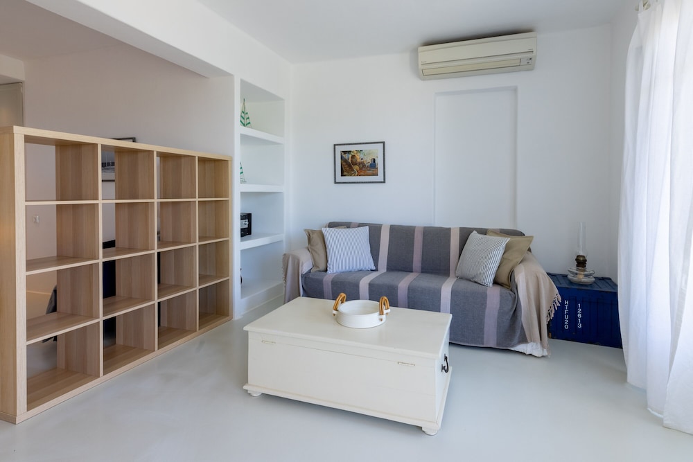 Kea Village Suites & Villas