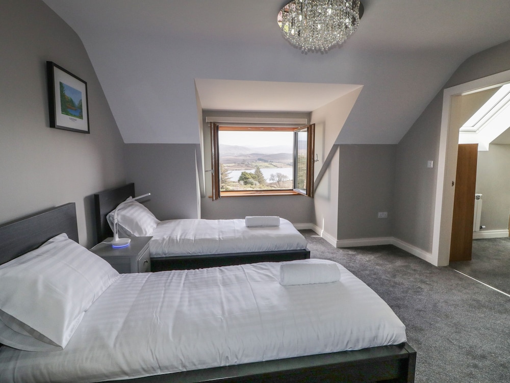 Moorhen House