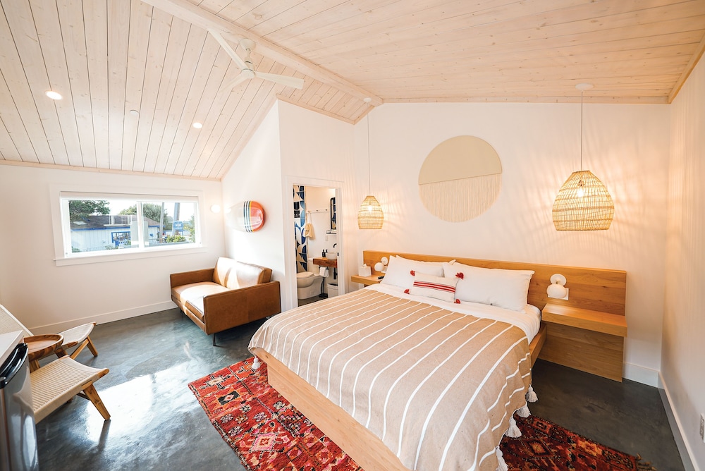 Surf Lodge view 3
