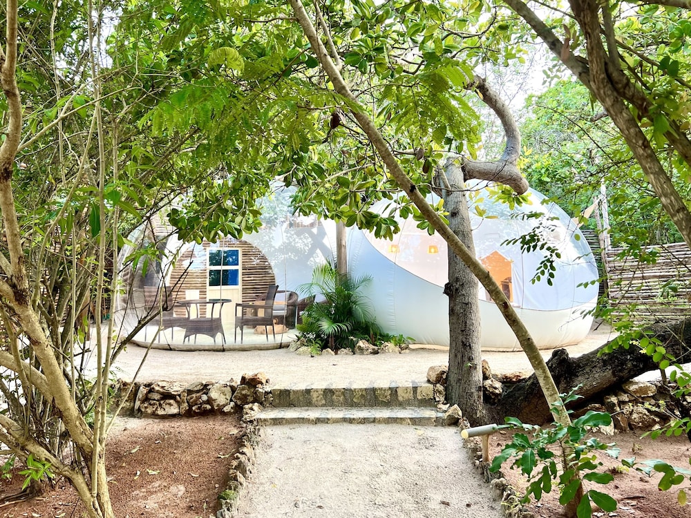 Rock and Sea Resort