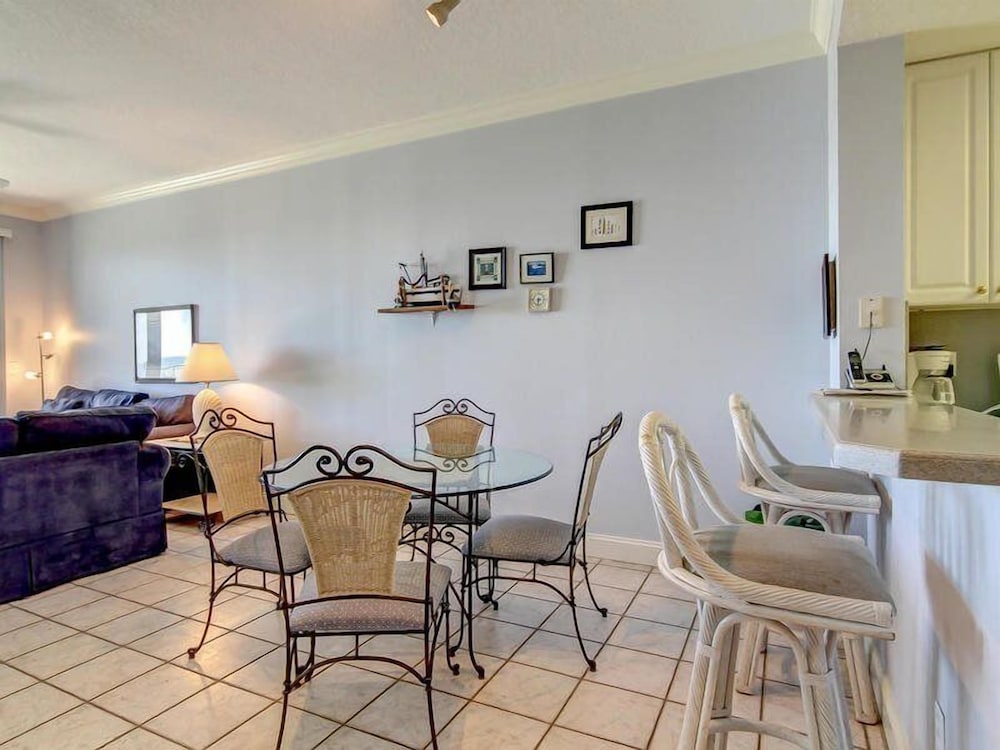 73-ocean-place view 3