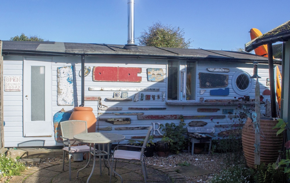 The Artist's Cabin By The Sea