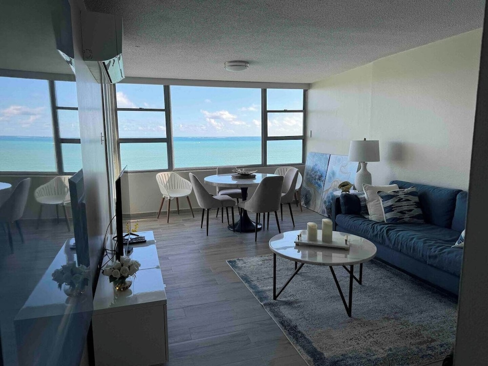 Oceanfront Paradise Marina Views Balcony