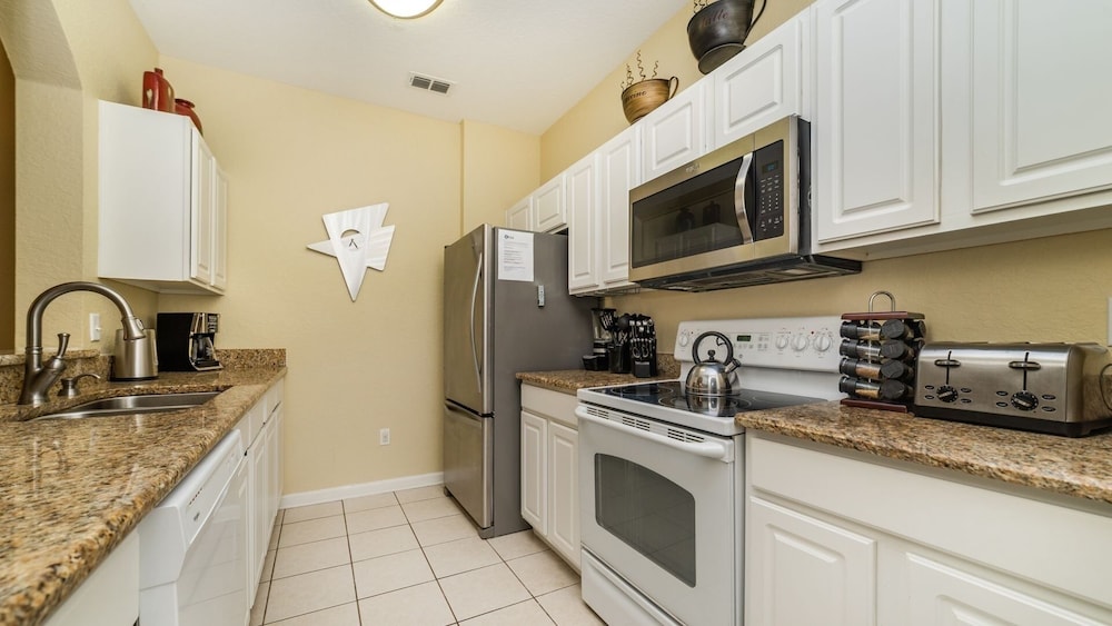 Windsor Hills Resort 3 Bedroom 1st Floor Condo with Resort Access 3 Condo