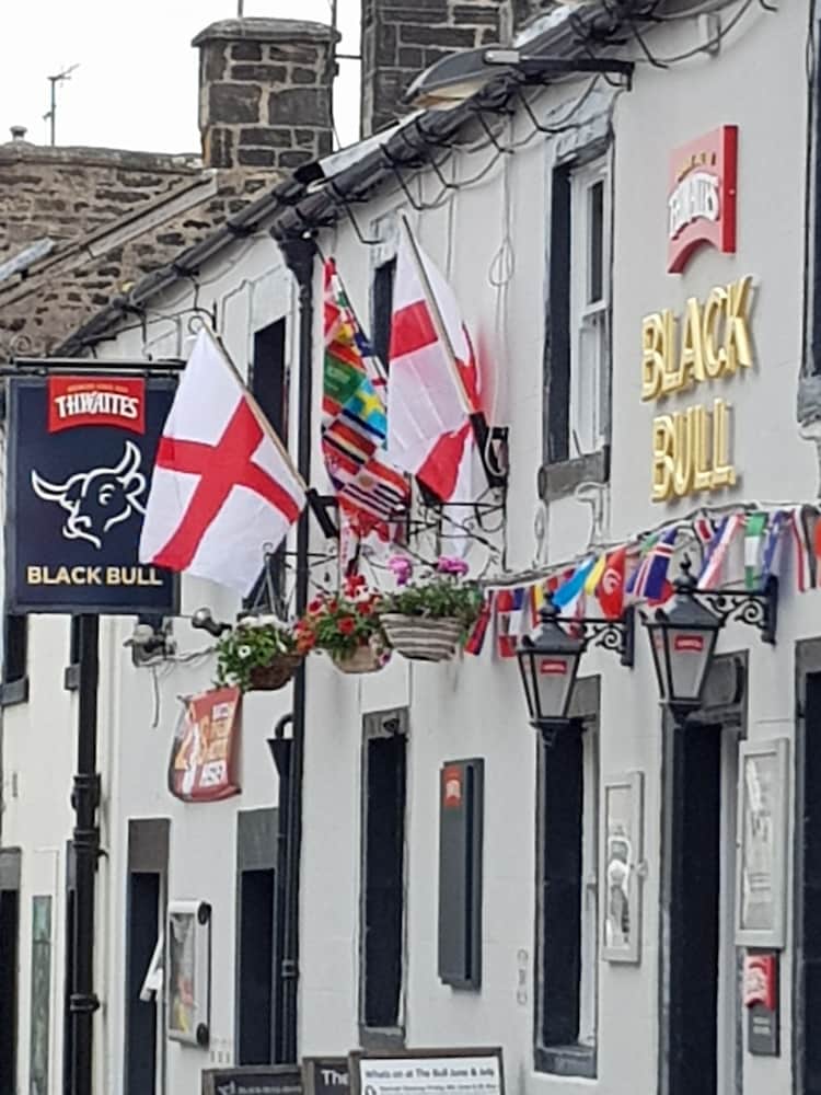 Black Bull Hotel