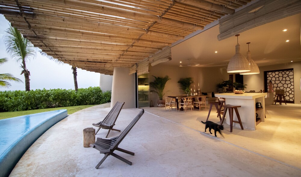 Punta Majahua Condos