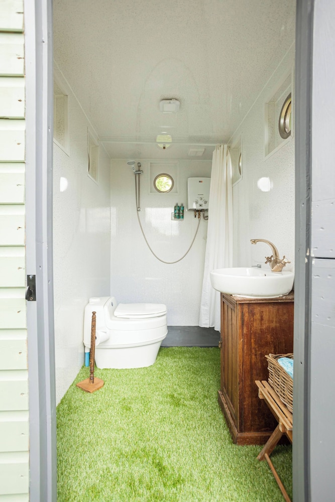 Orchard View Shepherds Hut