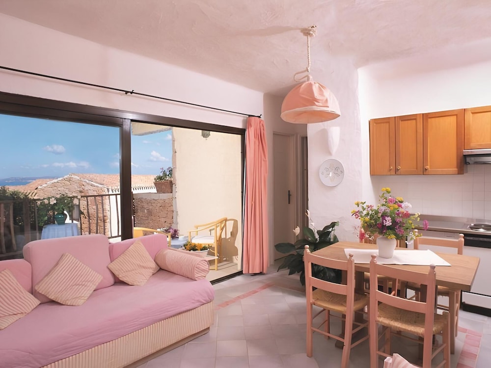 Seaside Apartment Baja Sardinia - Rent From June 20, 2026, to July 11, 2026