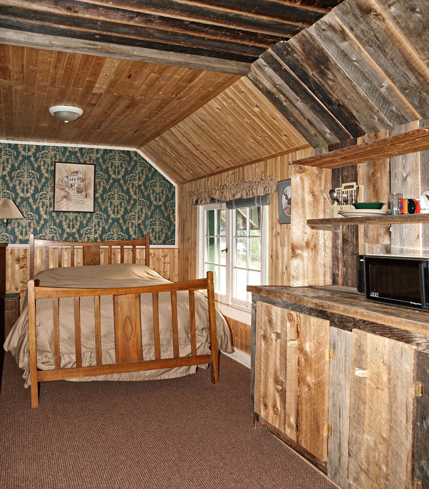 Likely Lodge