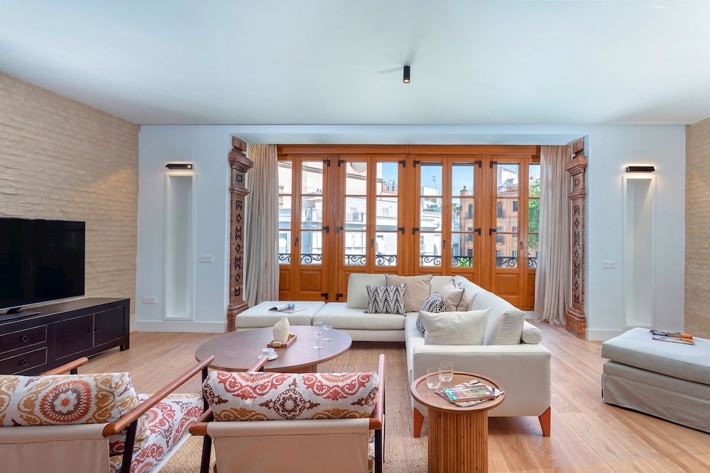 Lovely Apartment in Sevilla Tom s de Ibarra IV