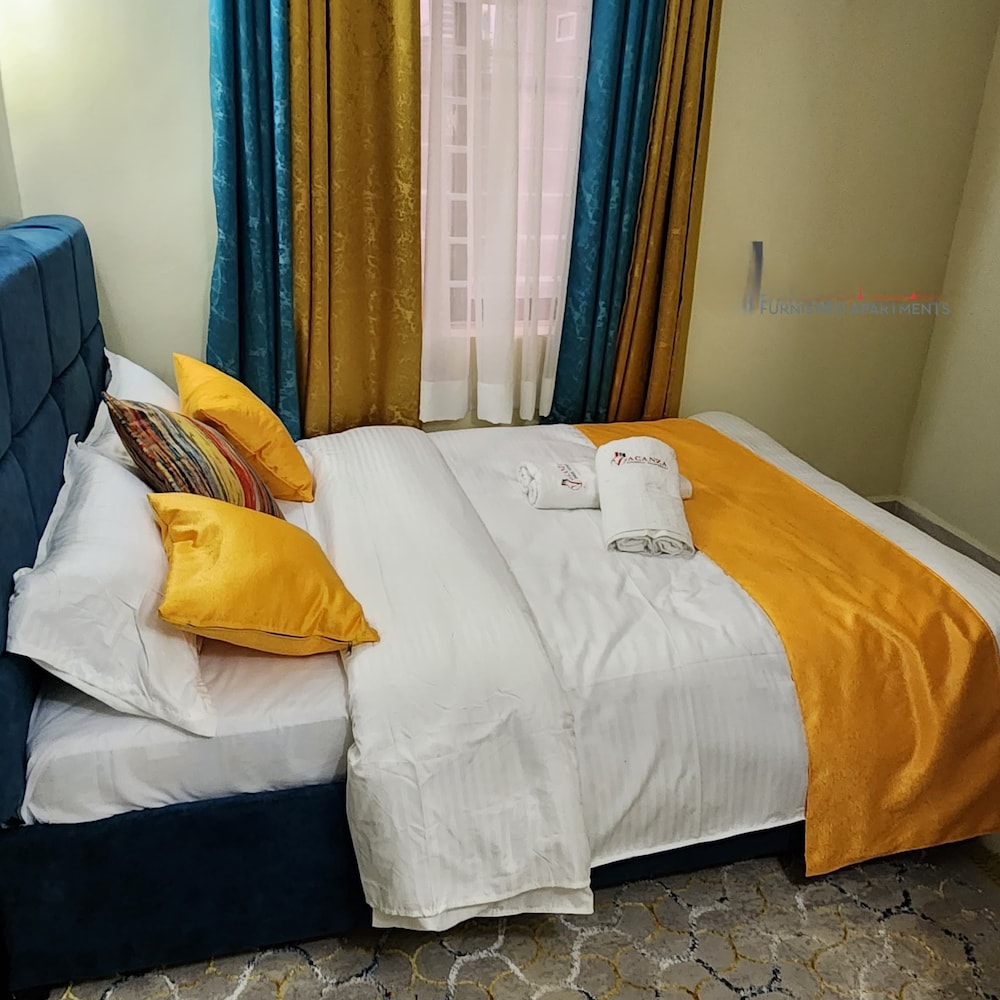 Lux Suites Vacanza Homes Nakuru