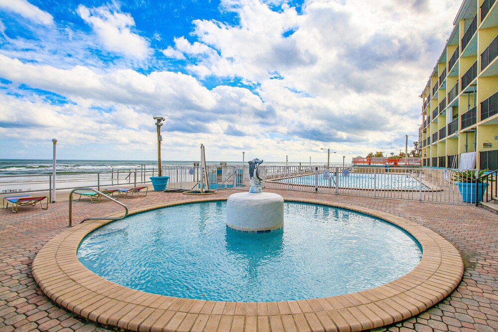 Daytona Beach II