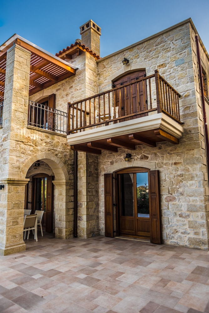 Vederi Estate