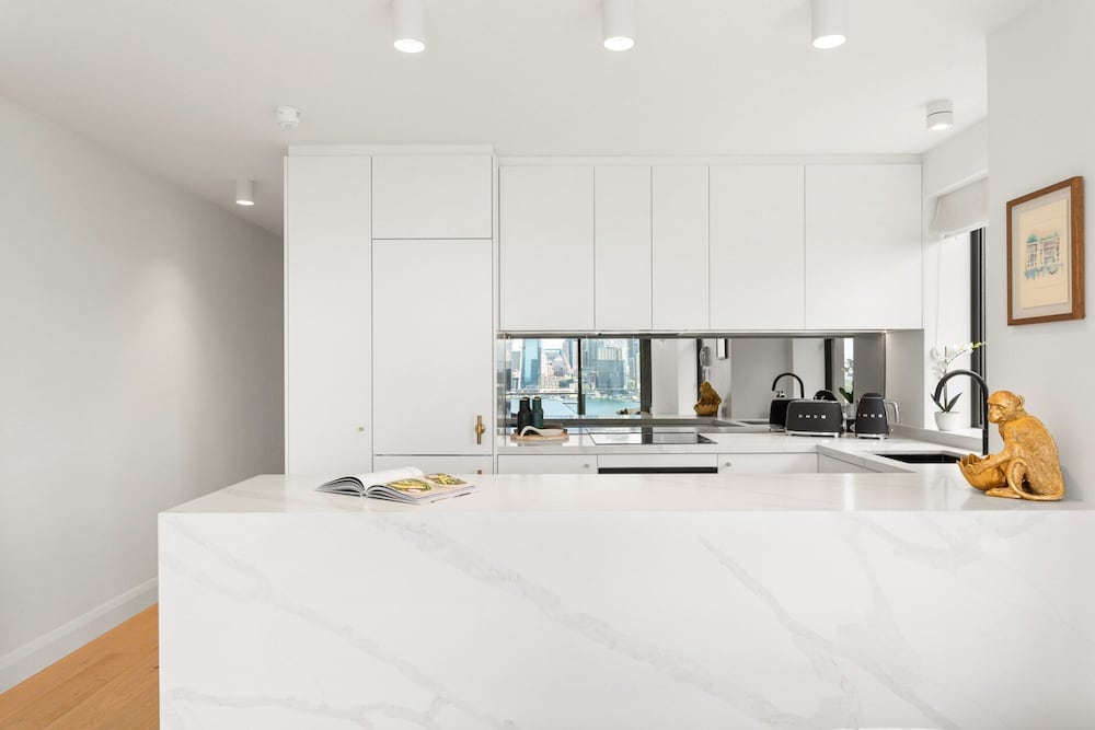 Boutique 2-bed With Stunning Sydney Harbour Views