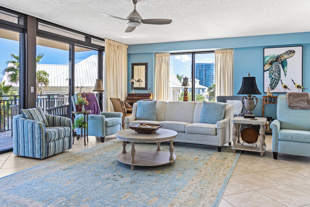 Legacy Key #203 by Southern Vacation Rentals