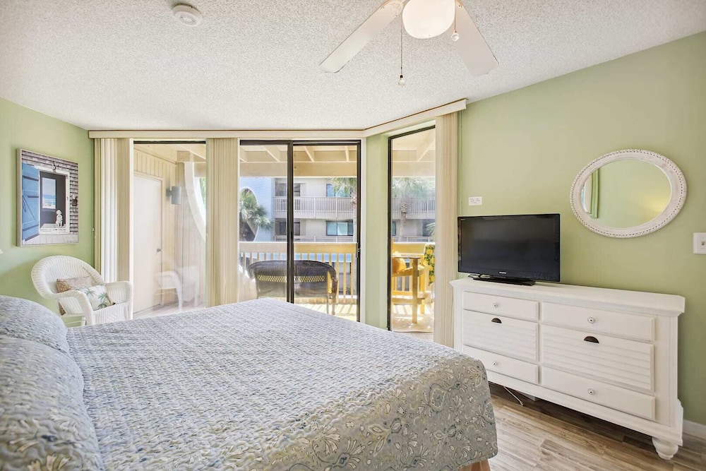 Oceanfront Luxury: Scenic St. Augustine