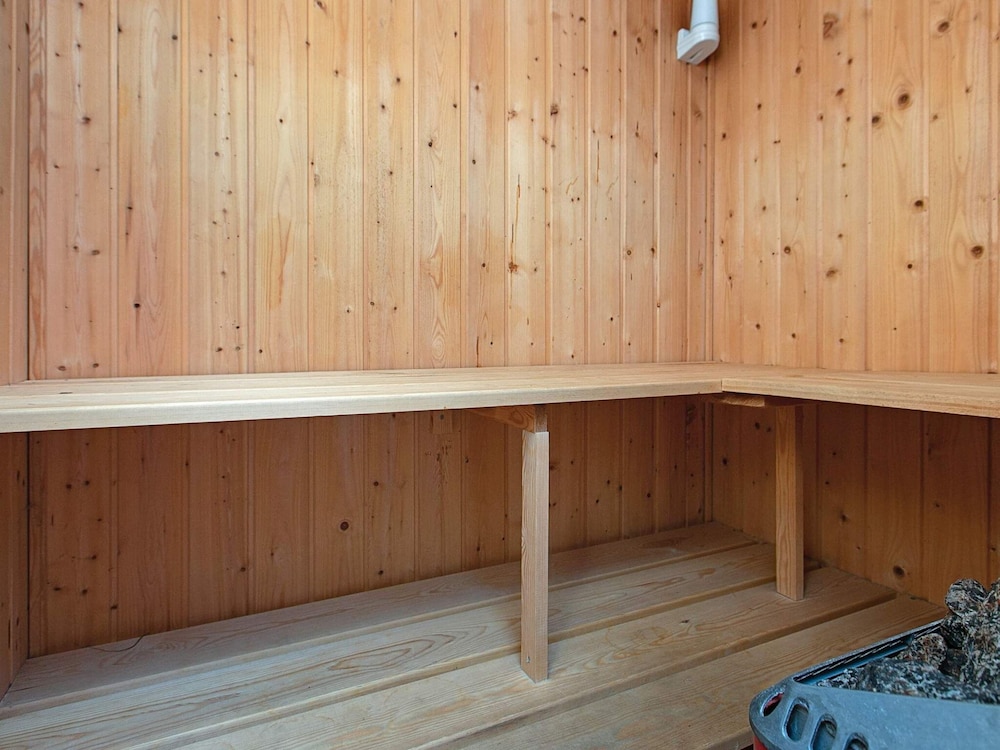 6 Person Holiday Home in Ulfborg view 2