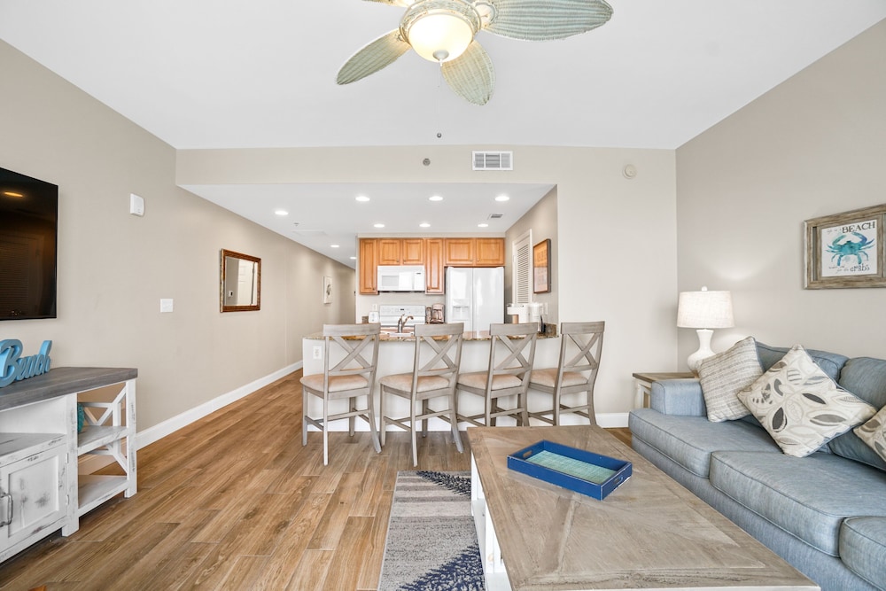 Splash Beach Resort by Panhandle Getaways