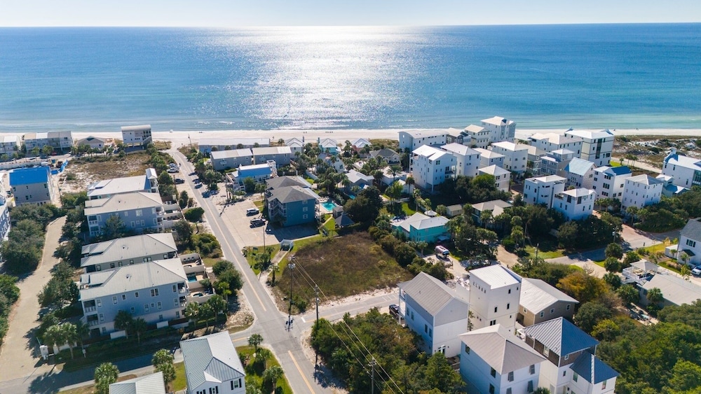 Ocean Breeze 5 Bedroom Home