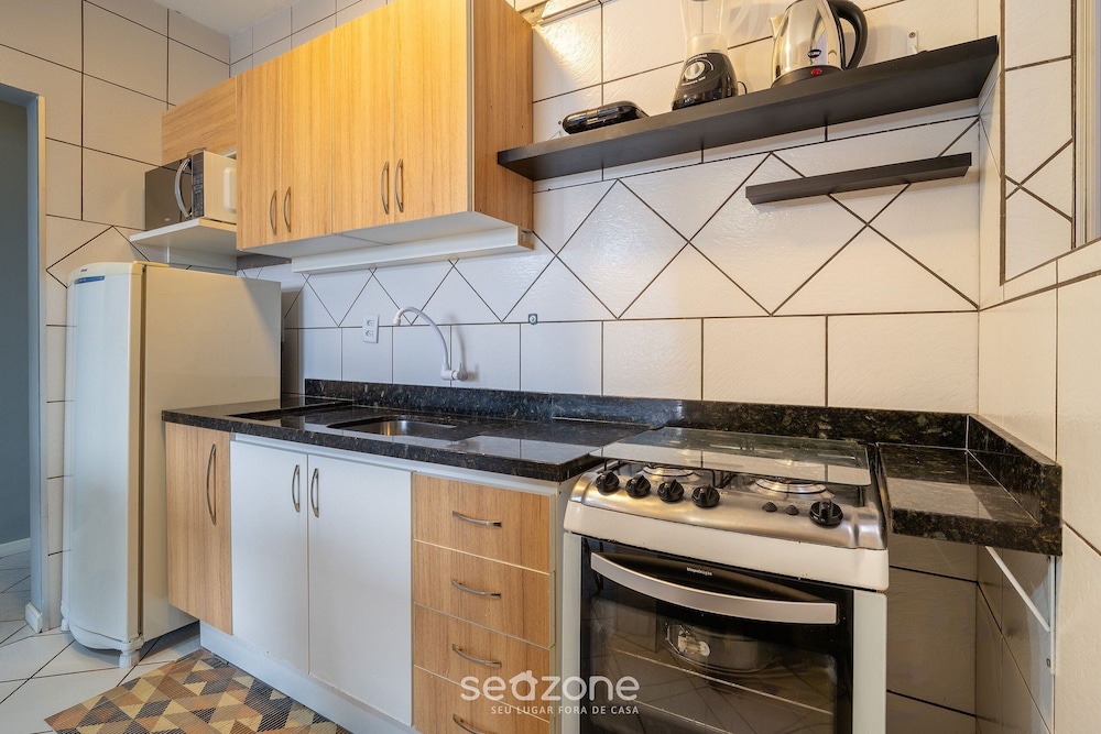 Apartment w/ Barbecue 230m From the Beach Zio0201