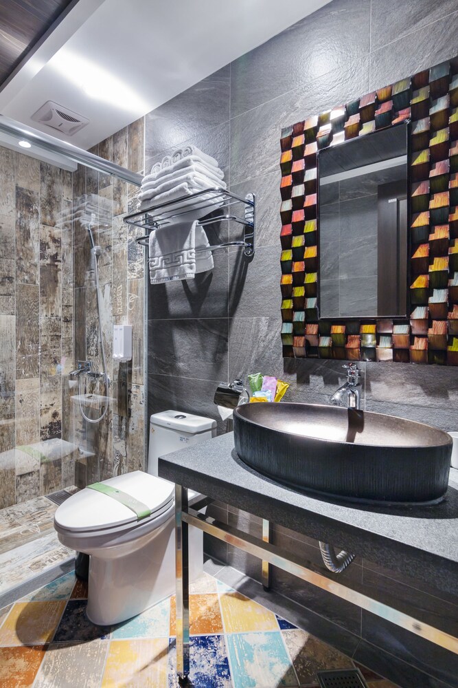 J.T World FunTrip B&B