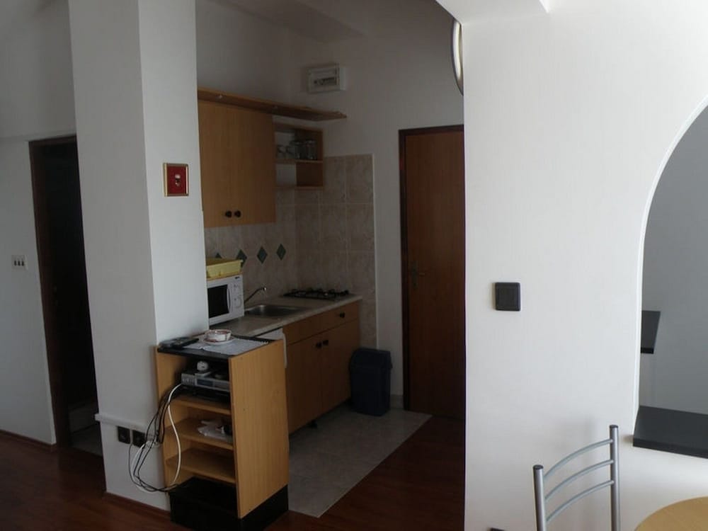 Maestro - 30m From the Beach & Parking - A2 view 4