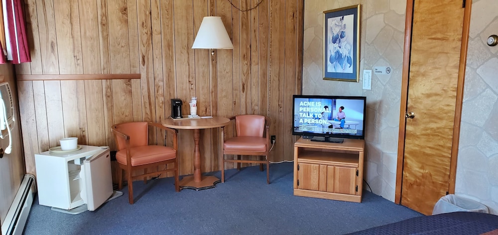 Red Ranch Motel